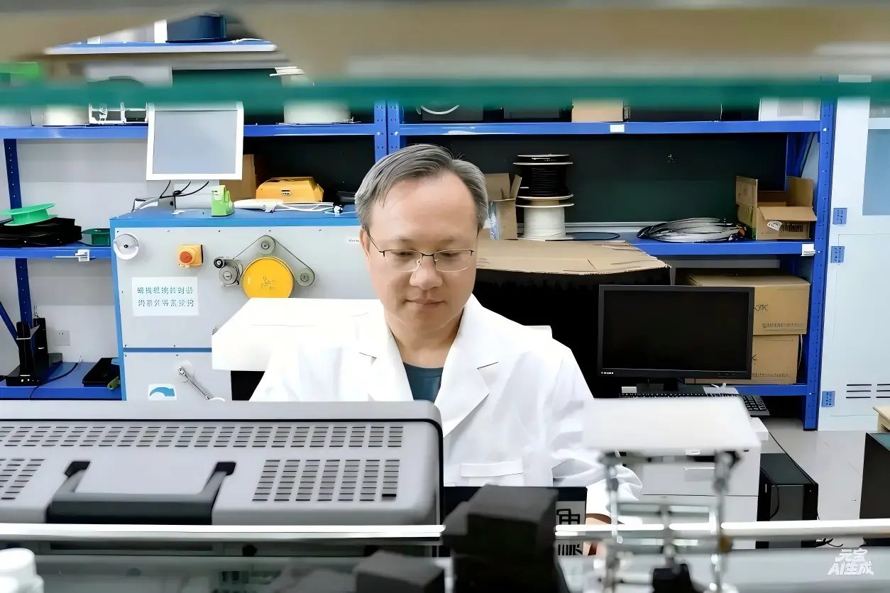 Fiber sensing research and measurement work in the laboratory