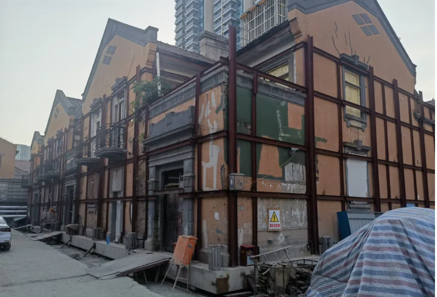 Historic Building Relocation